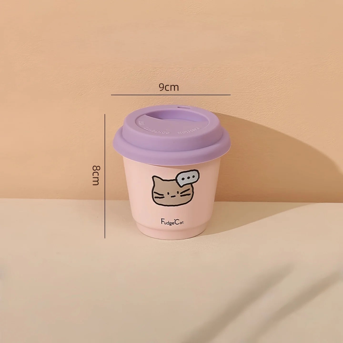 Mug en céramique avec couvercle en silicone